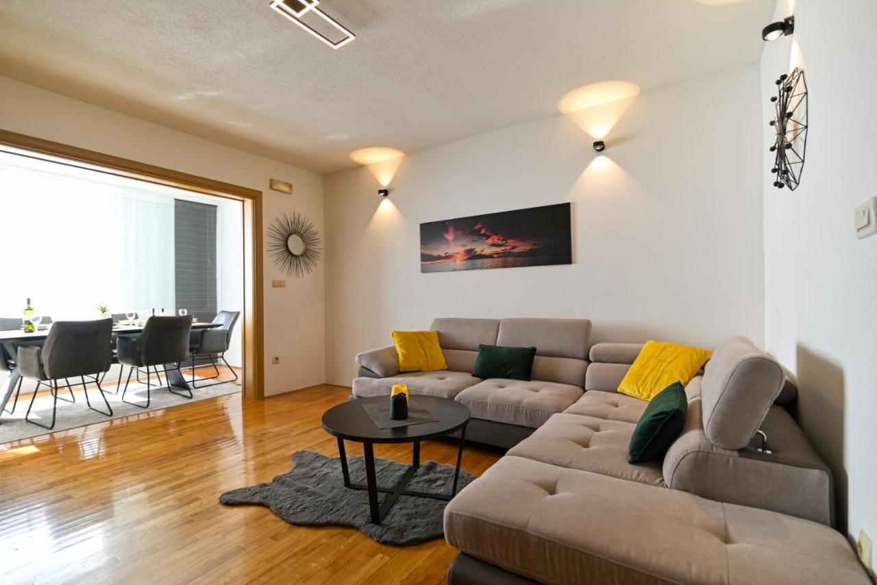 Apartmani Cesarica Traù Esterno foto
