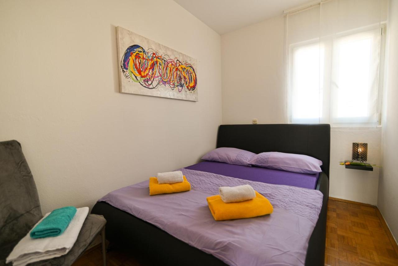 Apartmani Cesarica Traù Esterno foto