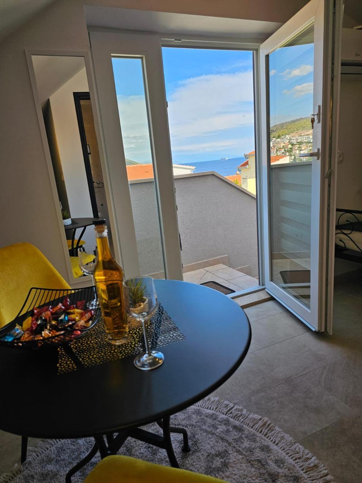 Apartmani Cesarica Traù Esterno foto