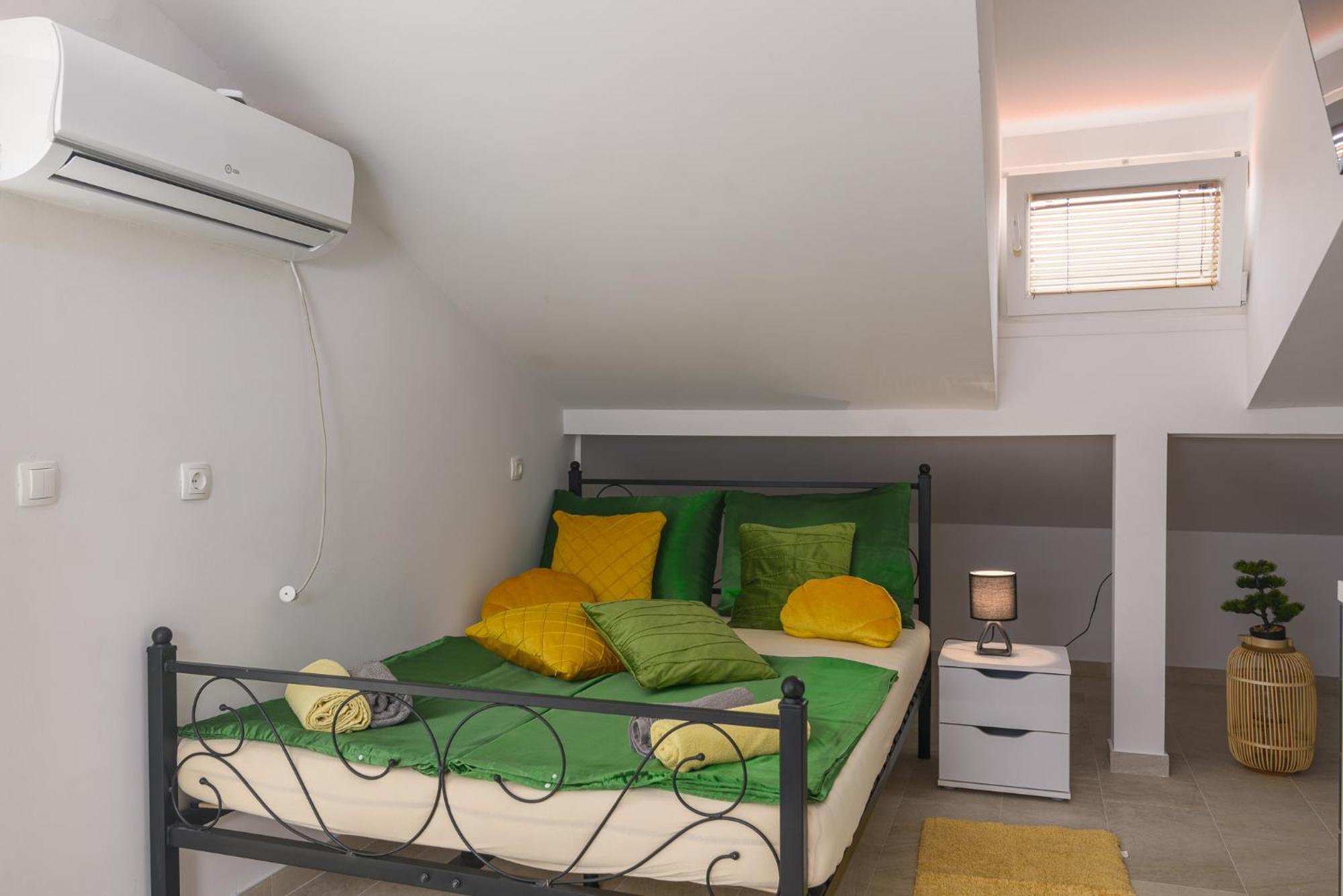 Apartmani Cesarica Traù Esterno foto