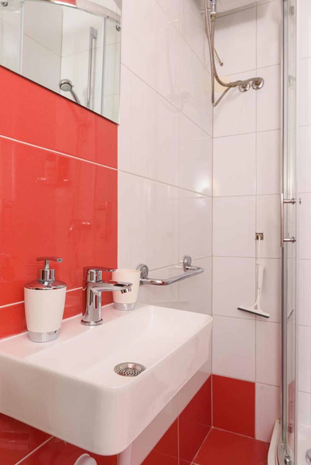 Apartmani Cesarica Traù Esterno foto