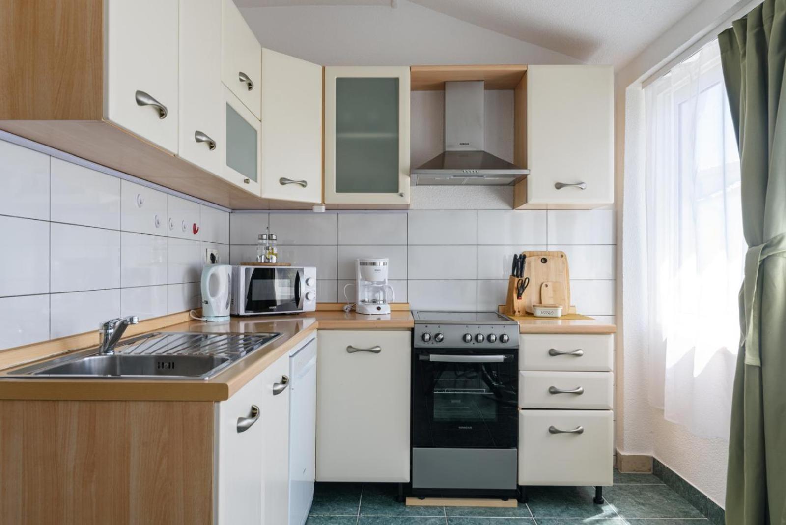 Apartmani Cesarica Traù Esterno foto